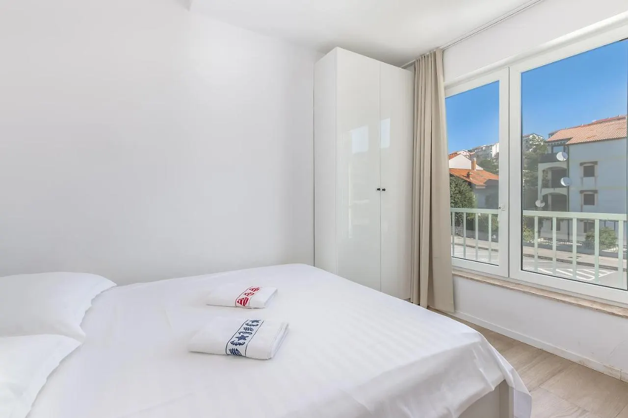Apartments Selce