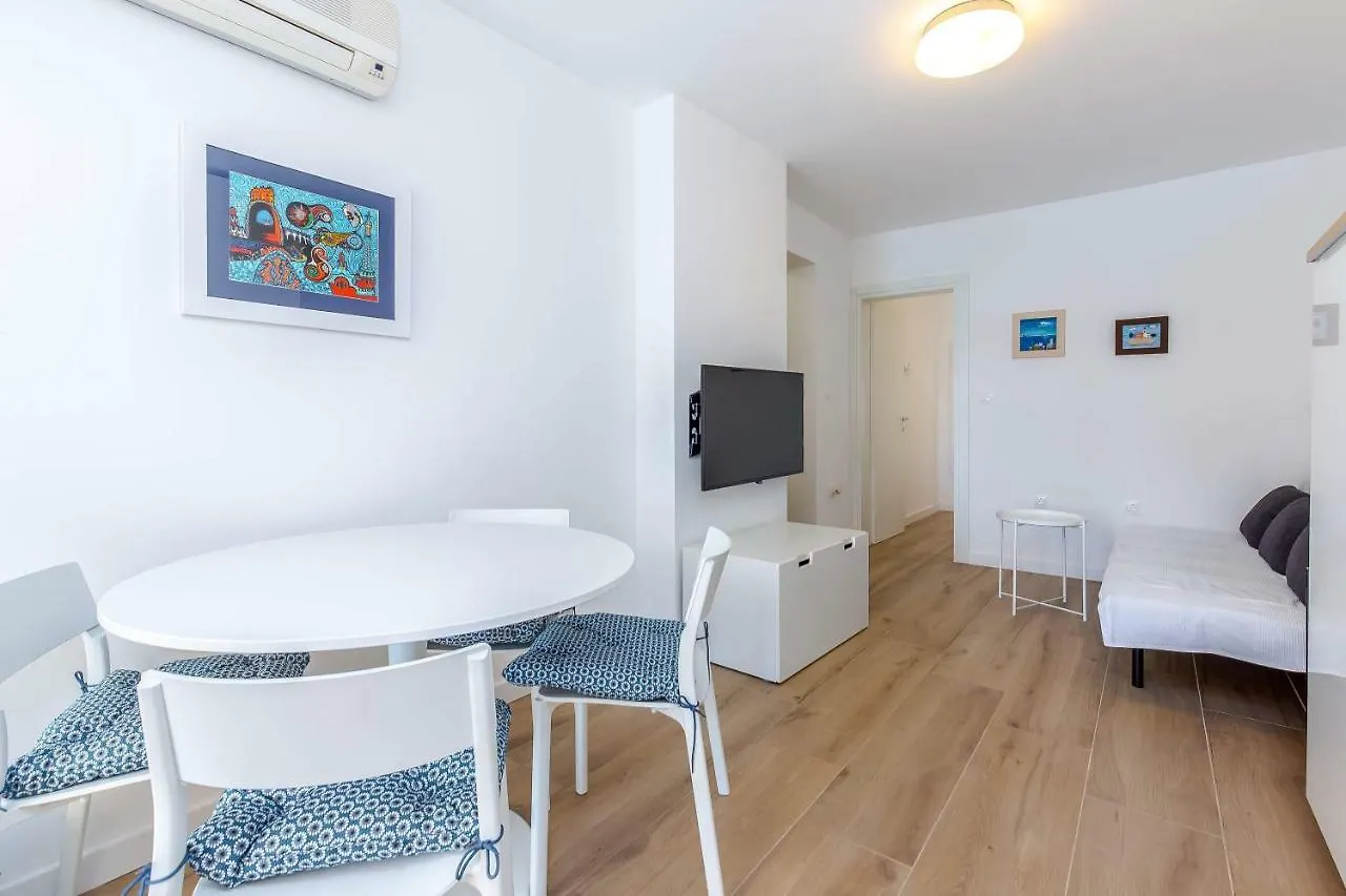 Apartments Selce