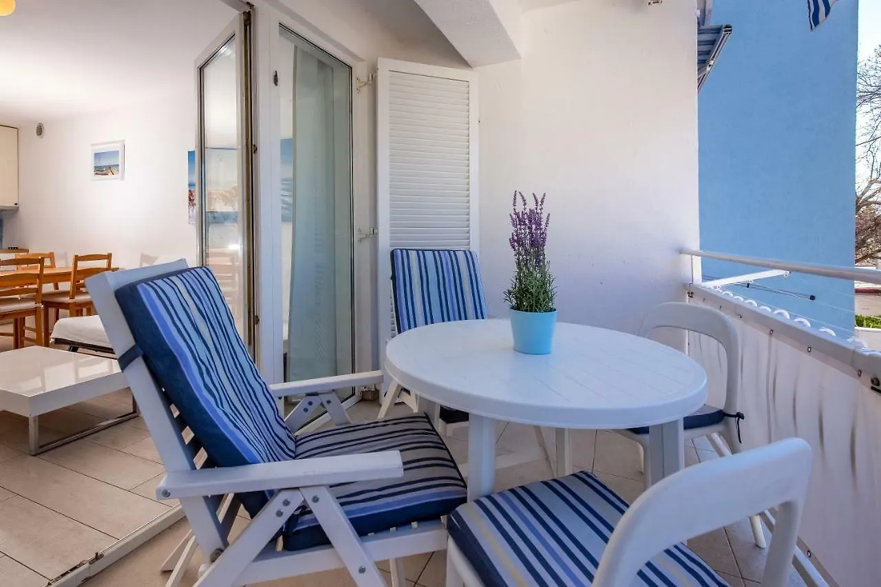 Apartments Selce