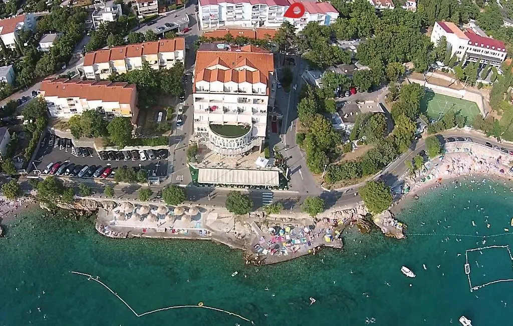 Apartments Selce